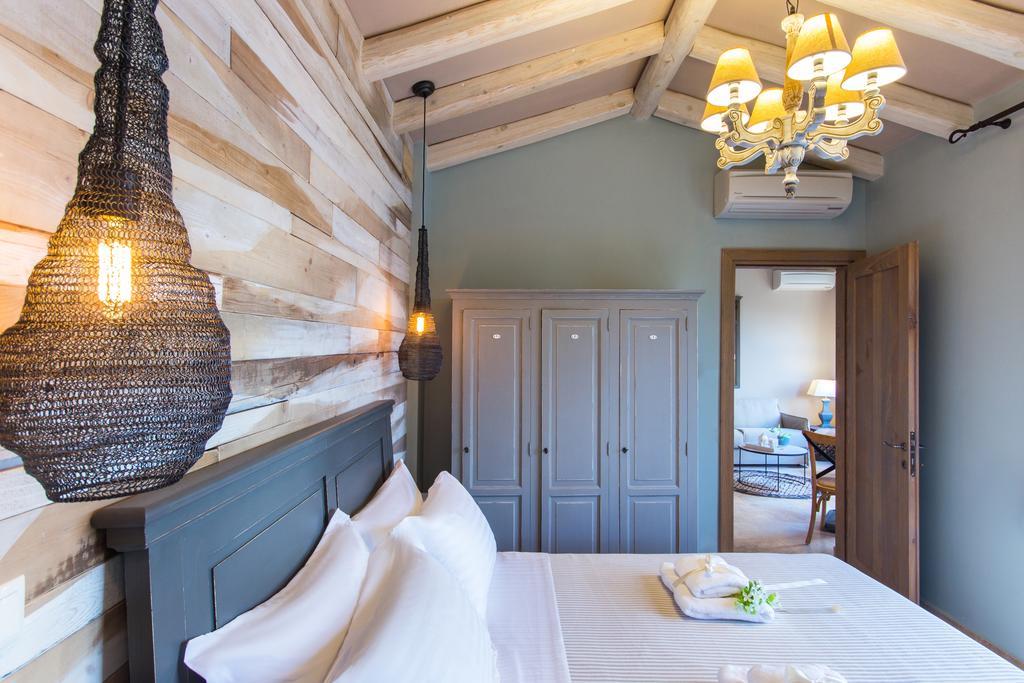 By The Sea Luxury Suites Thassos Exteriör bild